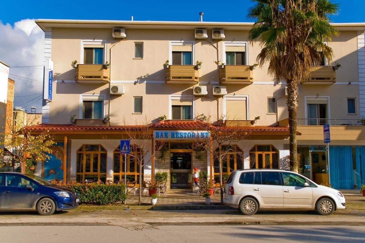 Hotel 4 Stinet Vlorë エクステリア 写真