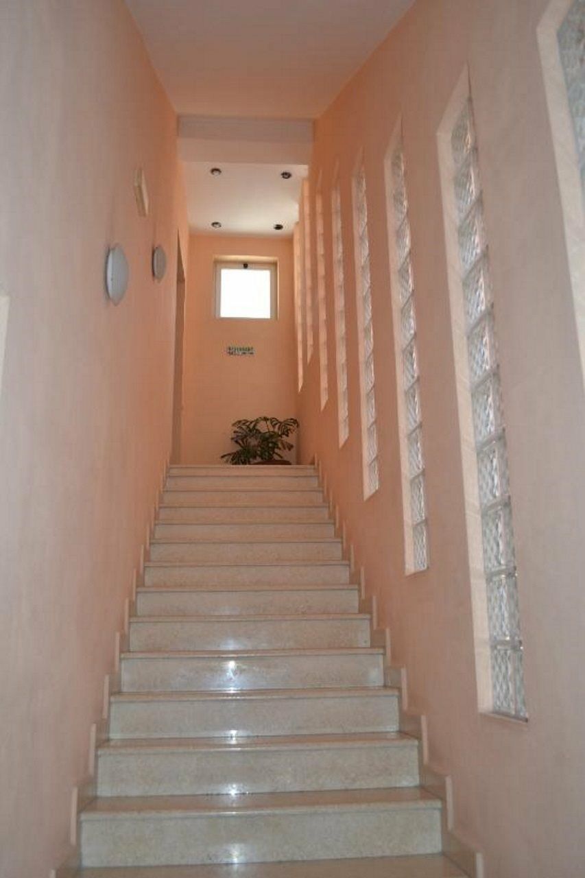 Hotel 4 Stinet Vlorë エクステリア 写真