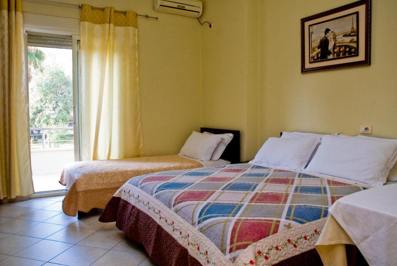Hotel 4 Stinet Vlorë エクステリア 写真